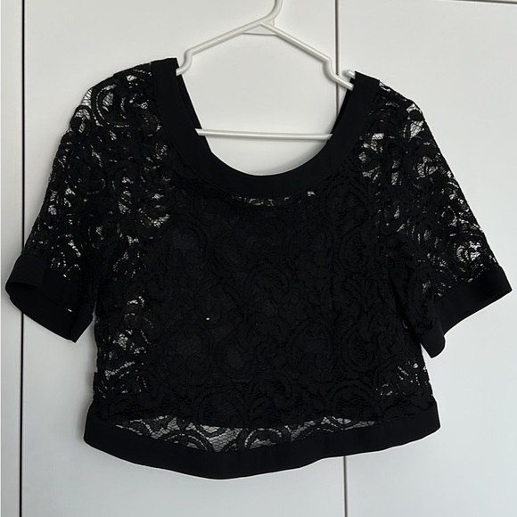 BCBGeneration Lace Crop Top Blouse - Picture 2 of 4